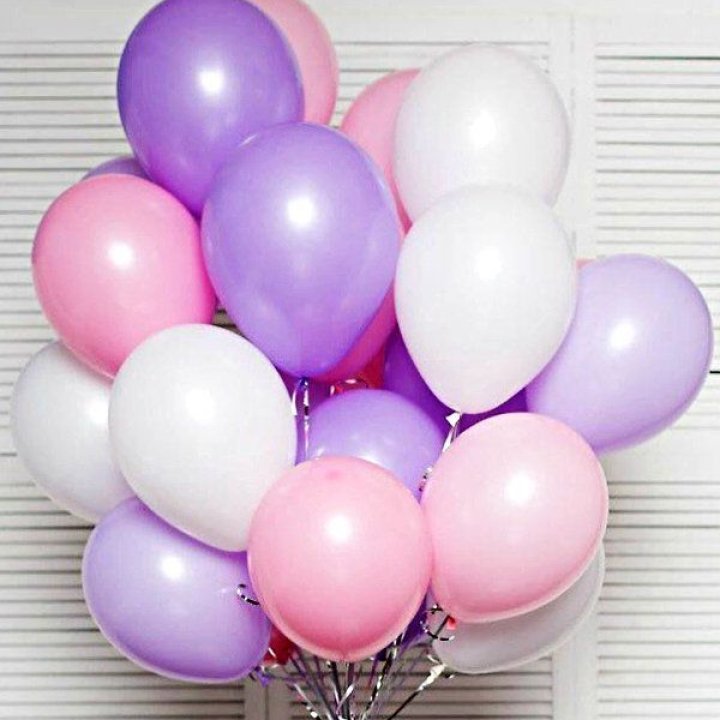 Облако шаров №1 в Южно-Сахалинске