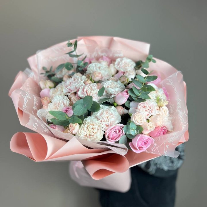  Букет  "Любовь в её глазах" в Южно-Сахалинске