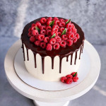 Заказать ТОРТЫ И КАПКЕЙКИ в Южно-Сахалинске с доставкой и по самым низким ценам