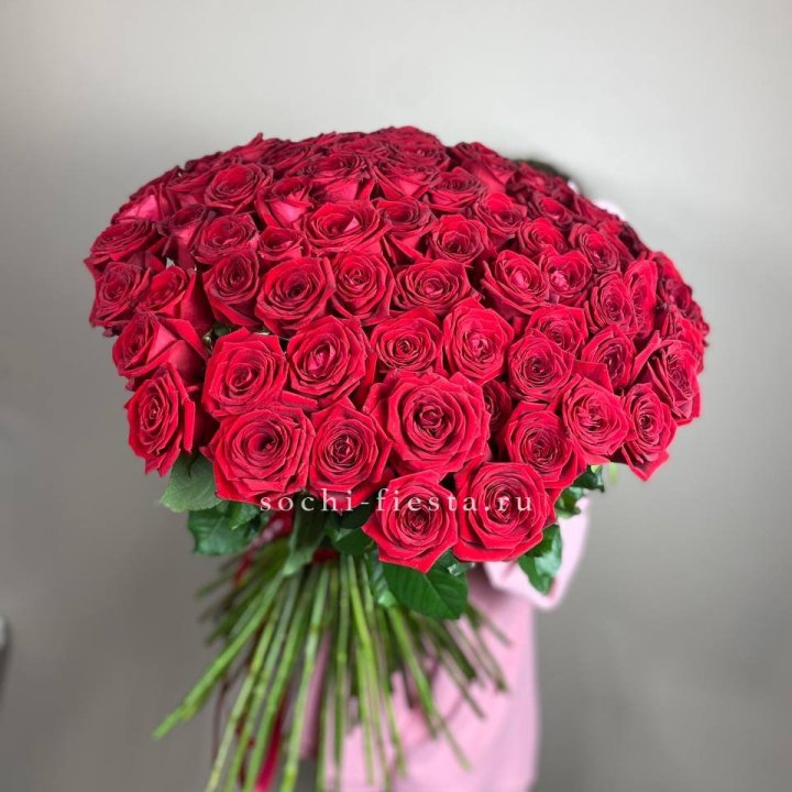 101  голландская роза  в Южно-Сахалинске