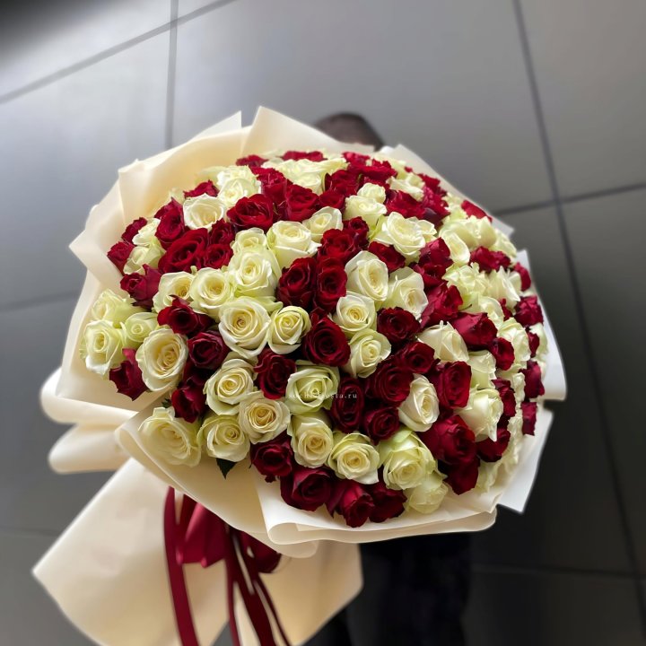 101 высокая импортная роза  в Южно-Сахалинске