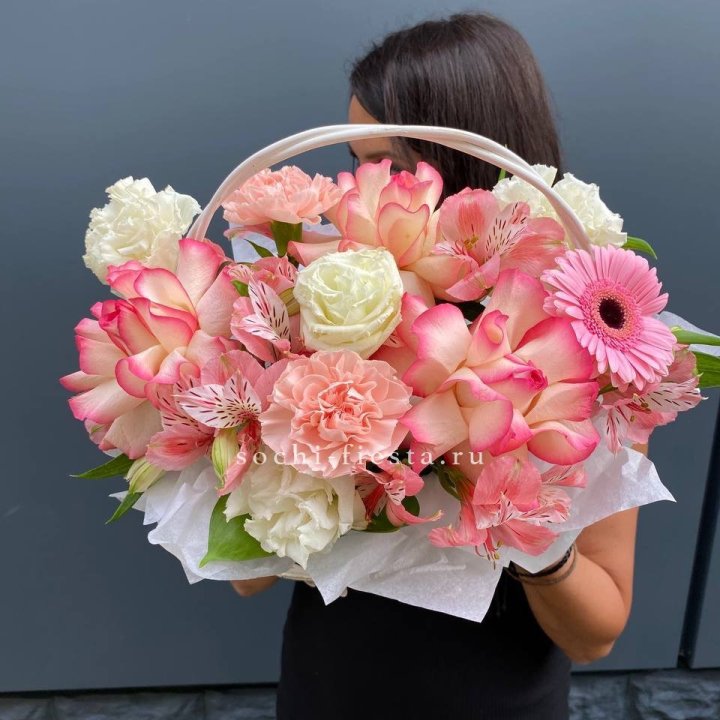 Летняя корзина №2 с доставкой в Южно-Сахалинске