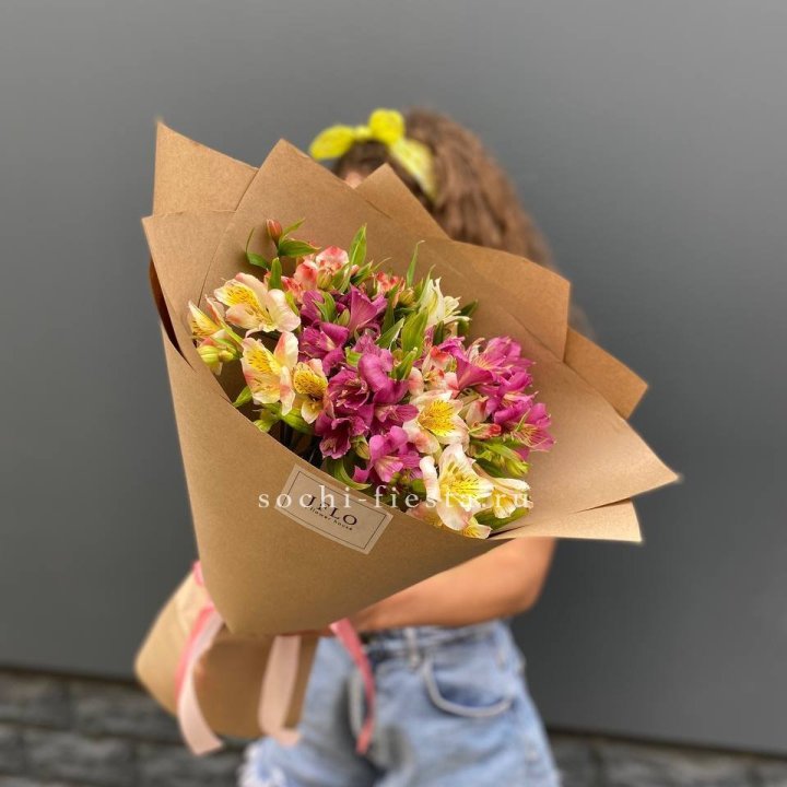 Альстромерии в крафте в Южно-Сахалинске