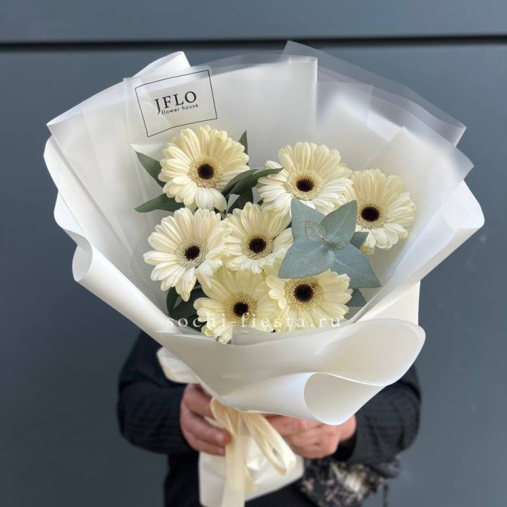 Букет голландских гербер №1 с доставкой в Южно-Сахалинске