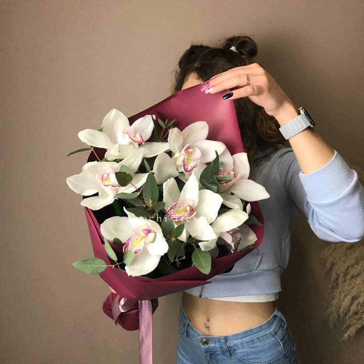 Букет орхидей №1 в Южно-Сахалинске