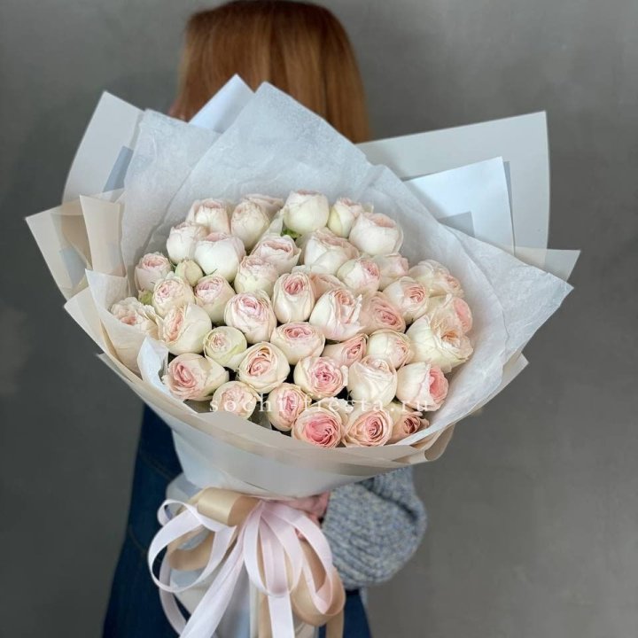 Букет пионовидных роз Пур лав в Южно-Сахалинске